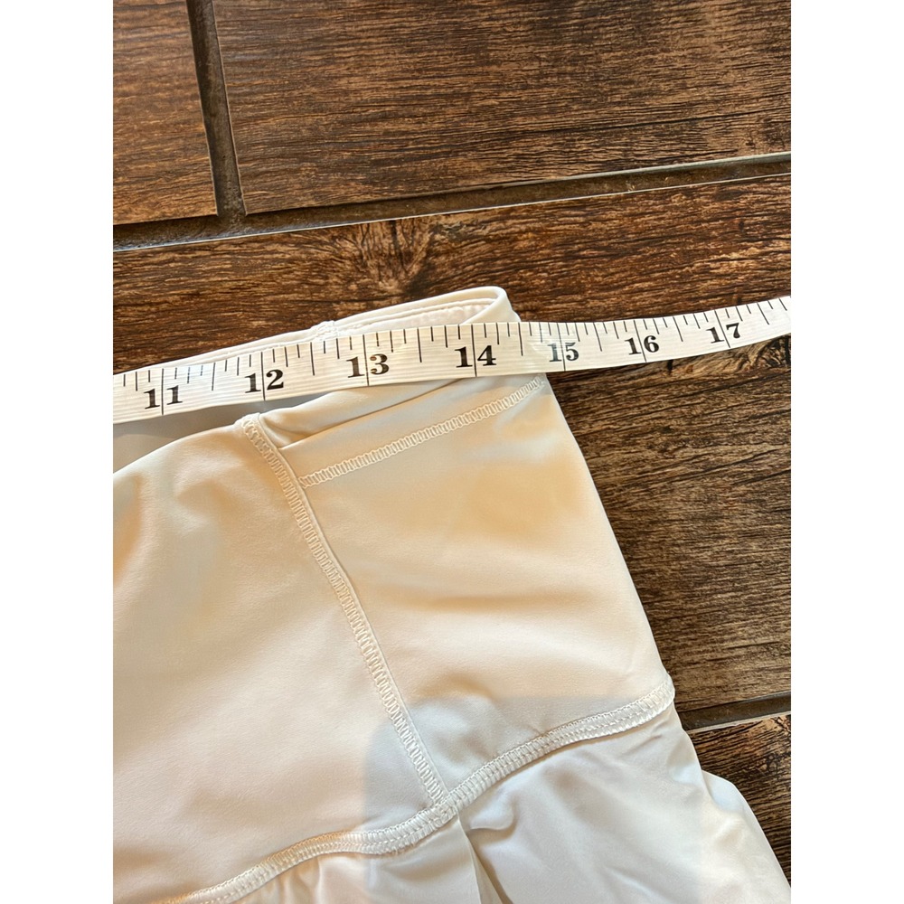 Lululemon Play Off The Pleats Skirt Off White Tennis Golf Skort Size 8 - Picture 2 of 10